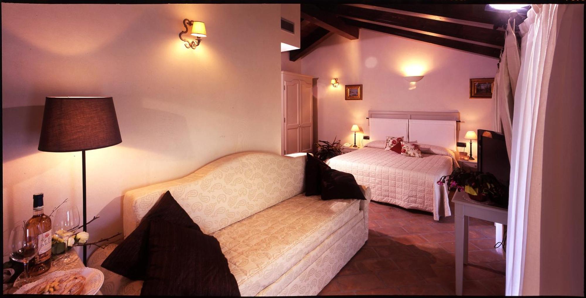 Hotel Relais Bella Rosina Pool &