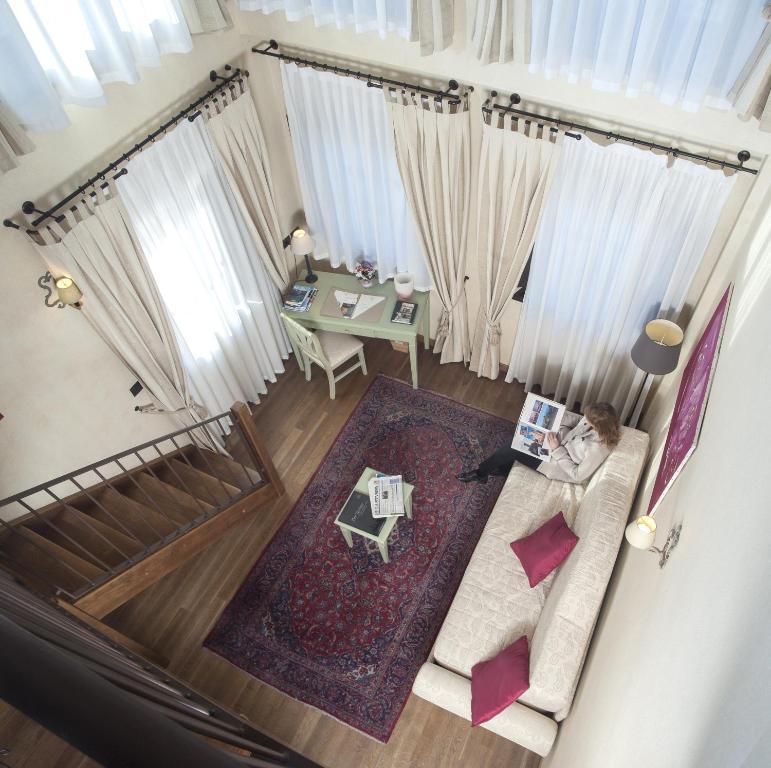 Relais Bella Rosina Pool & 4*